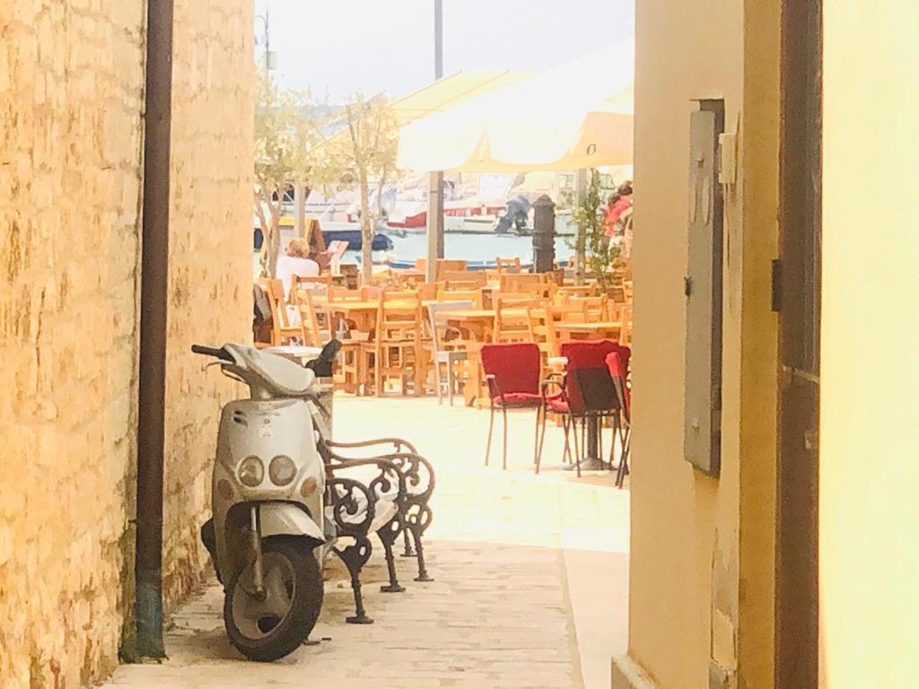 Istrian Stone House In The Heart Of The Beautiful Fishing Village Fazana - Only Few Steps From The Sea And The Wonderful Beach - Incl Plasma-Quad-Plus-Filter Against C O V I D Exteriör bild