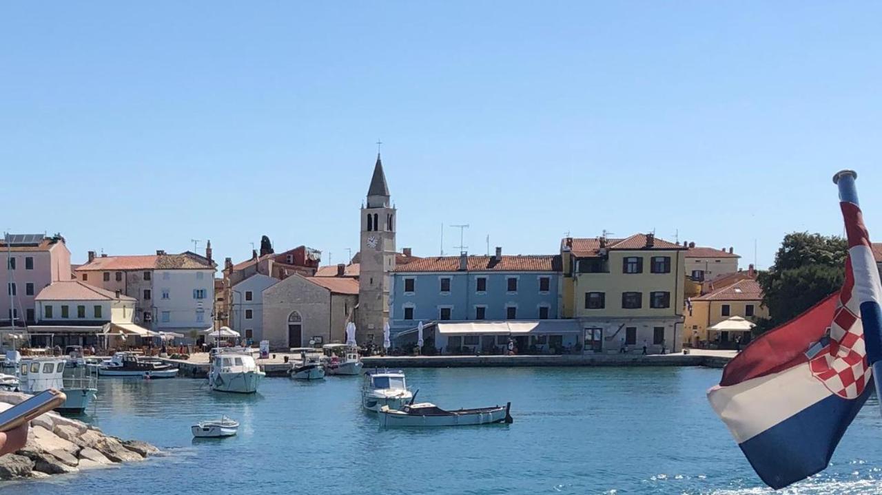 Istrian Stone House In The Heart Of The Beautiful Fishing Village Fazana - Only Few Steps From The Sea And The Wonderful Beach - Incl Plasma-Quad-Plus-Filter Against C O V I D Exteriör bild