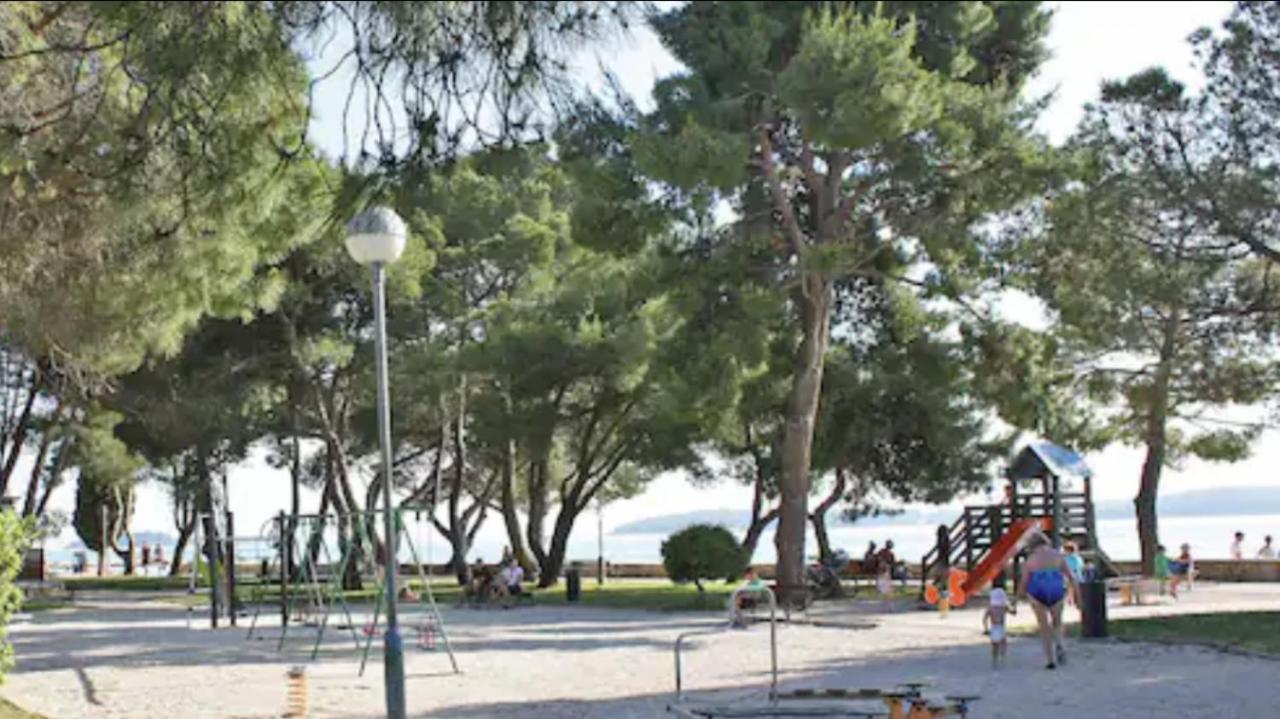 Istrian Stone House In The Heart Of The Beautiful Fishing Village Fazana - Only Few Steps From The Sea And The Wonderful Beach - Incl Plasma-Quad-Plus-Filter Against C O V I D Exteriör bild